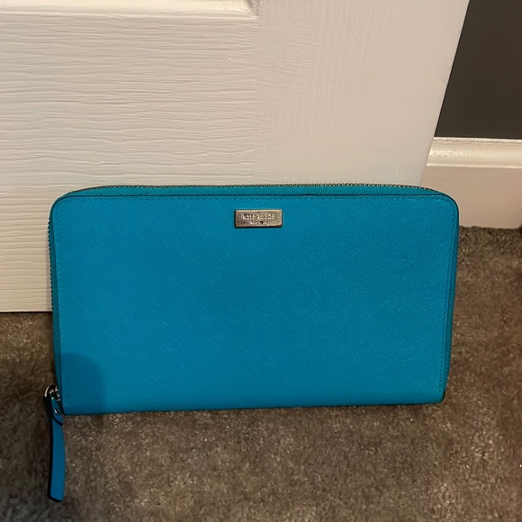kate spade Handbags - Kate Spade wallet. Turquoise